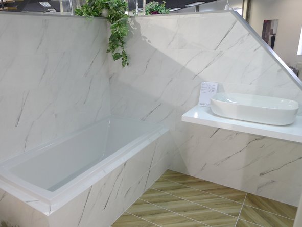 Carrara Chic Carrara Chic