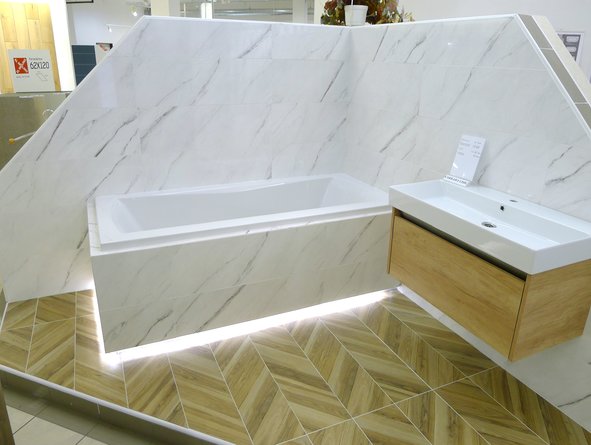 Carrara Chic Carrara Chic